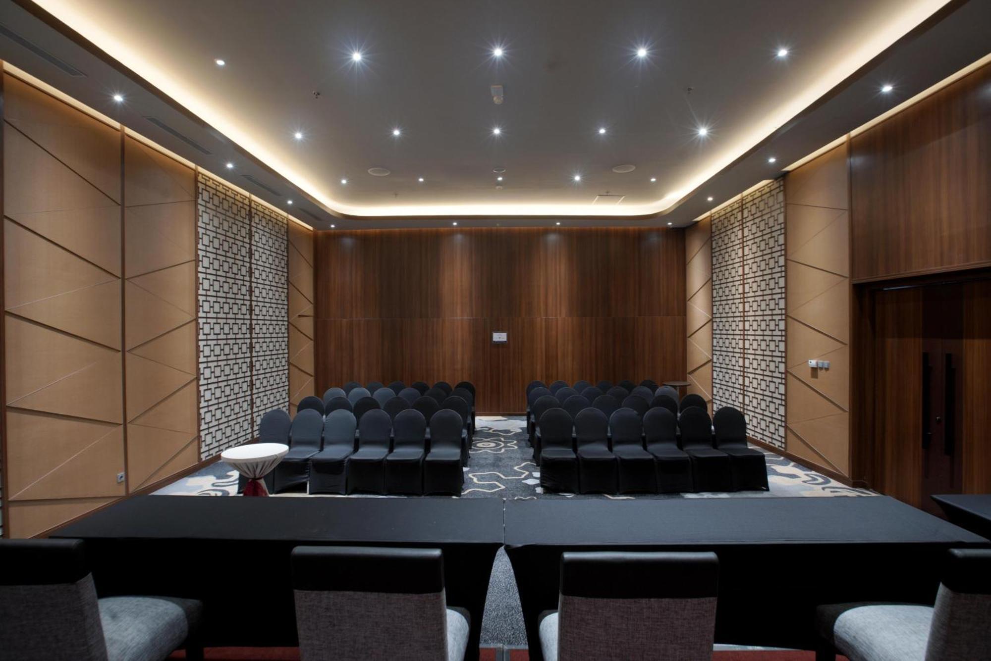 Aston Jambi Hotel & Conference Center Eksteriør billede