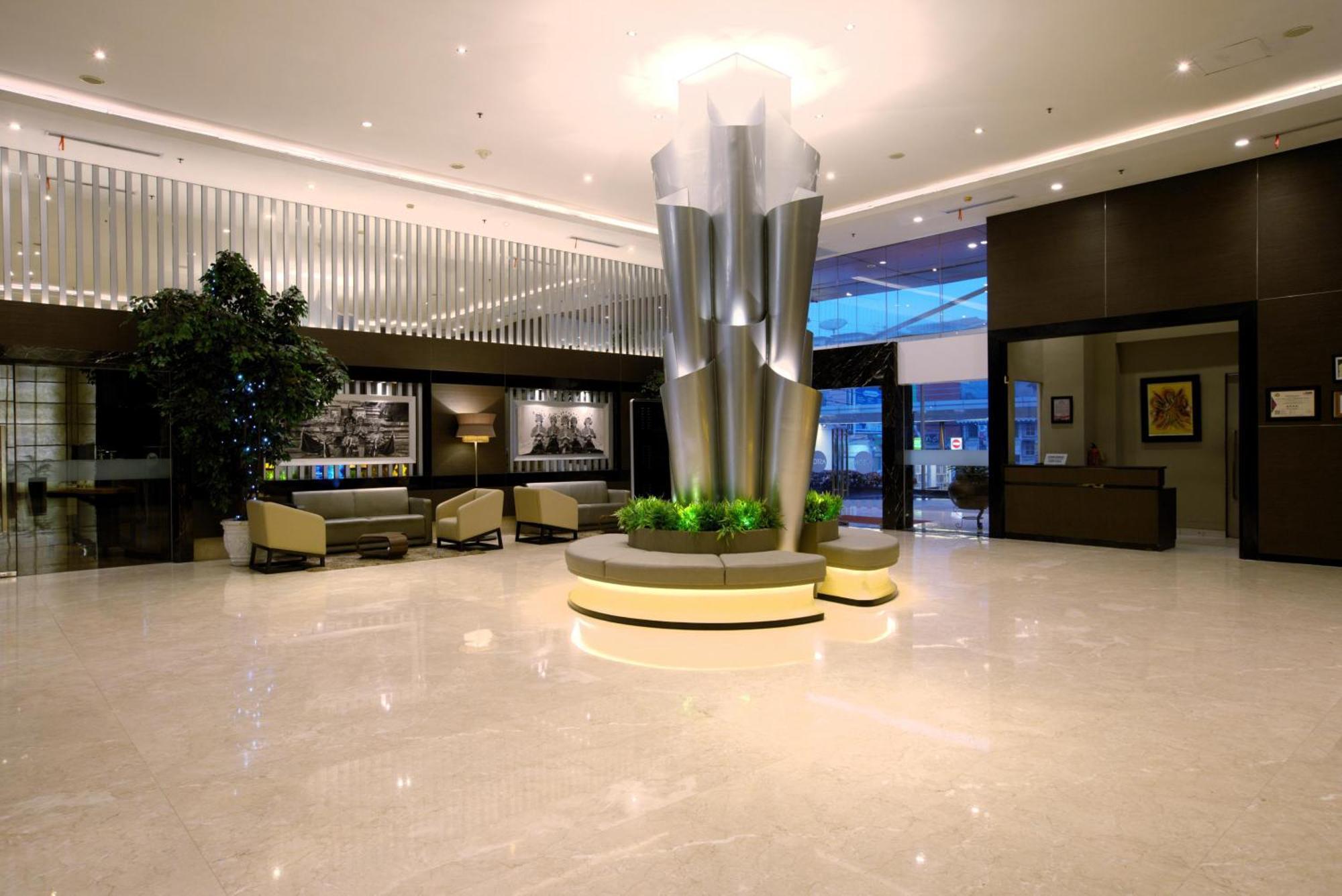 Aston Jambi Hotel & Conference Center Eksteriør billede